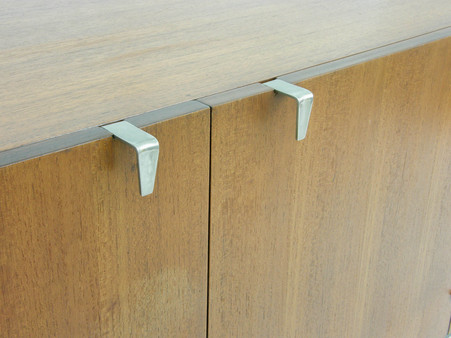 Stag_sideboard_2